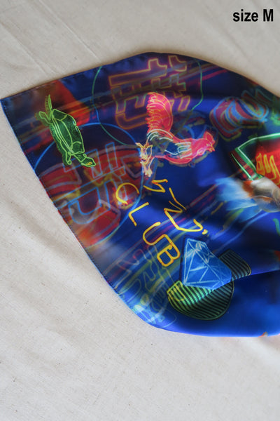 HK Goldfishes Street &Neon Signs Scarf